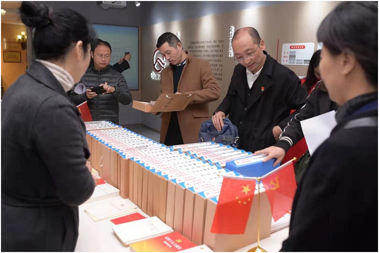 德陽市“兩新”組織黨建帶關建工作推進會在仟坤集團舉行